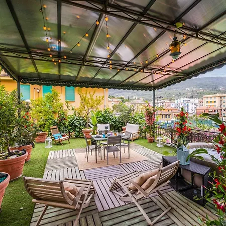 Appartamento Terrazza Portofino Splendido Con Piscina Idromassaggio - Parcheggio Gratis