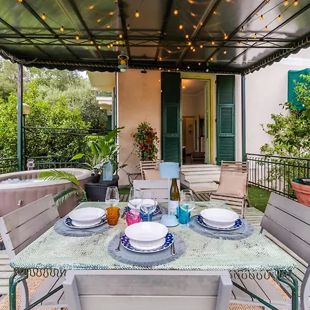 Appartamento Terrazza Portofino Splendido Con Piscina Idromassaggio - Parcheggio Gratis