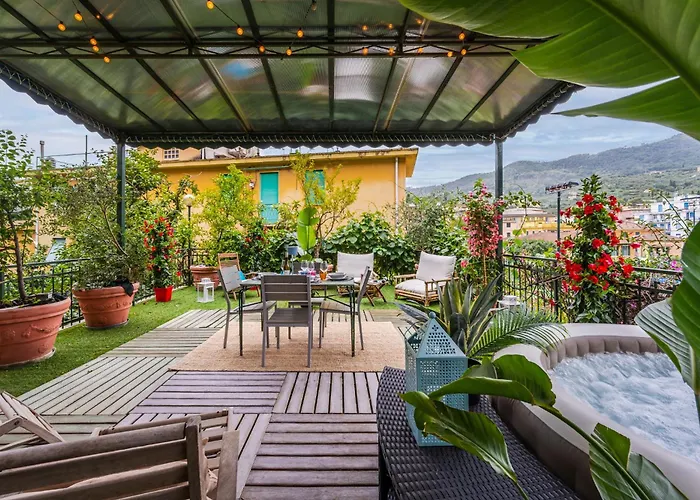 Terrazza Portofino Splendido Con Piscina Idromassaggio - Parcheggio Gratis Lägenhet